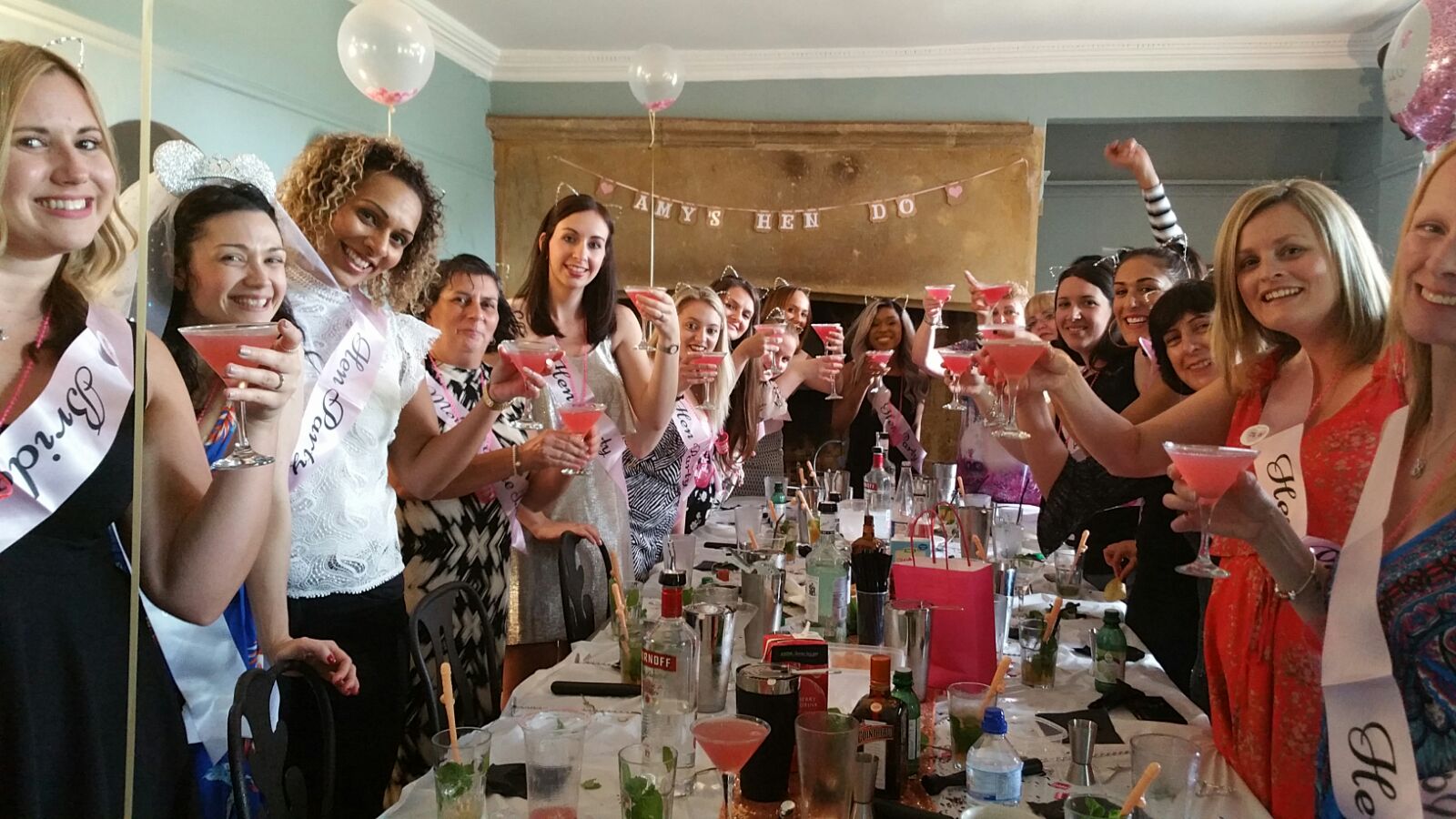 A Glasgow hen group at a cocktail-making class in the city centre