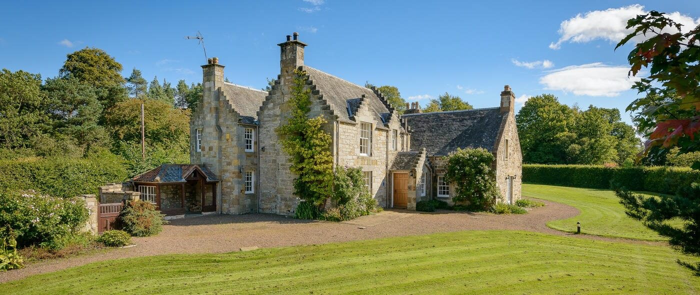 Georgian Cottage, hen party cottage near Edinburgh