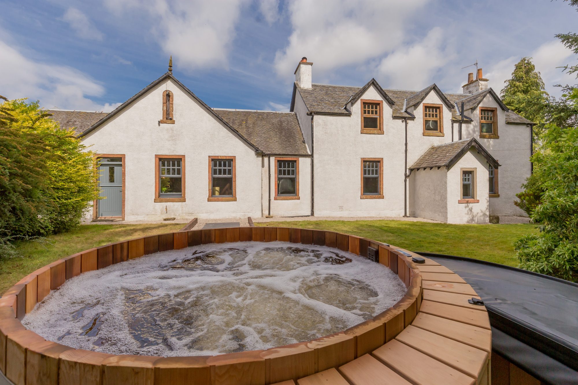 The Artist's Farmhouse, hen party house near Stirling