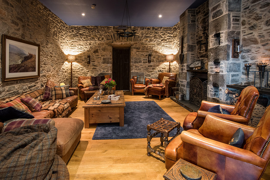 Loch Tay Mansion, biggest hen party mansion on Loch Tay
