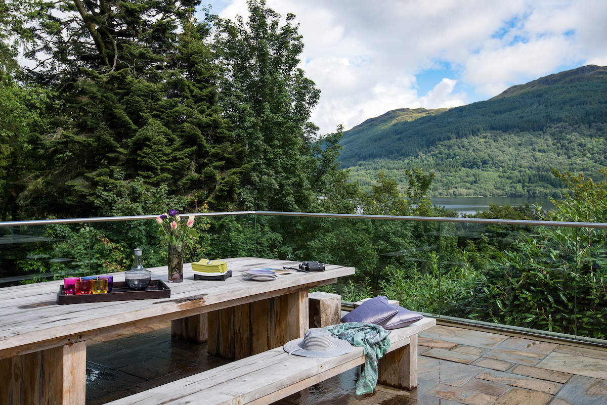 Sequoia House interior, luxury villa overlooking Loch Lomond