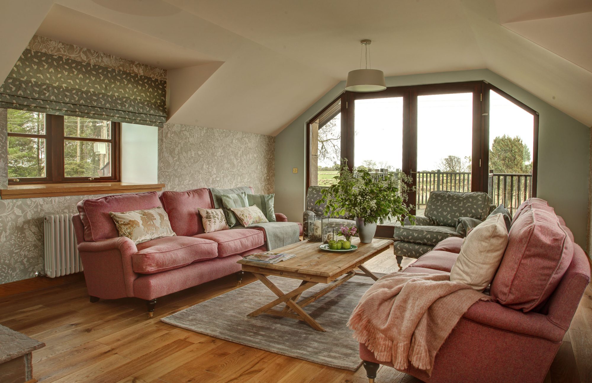 Writer's Retreat, St Andrews hen party house with hydro spa