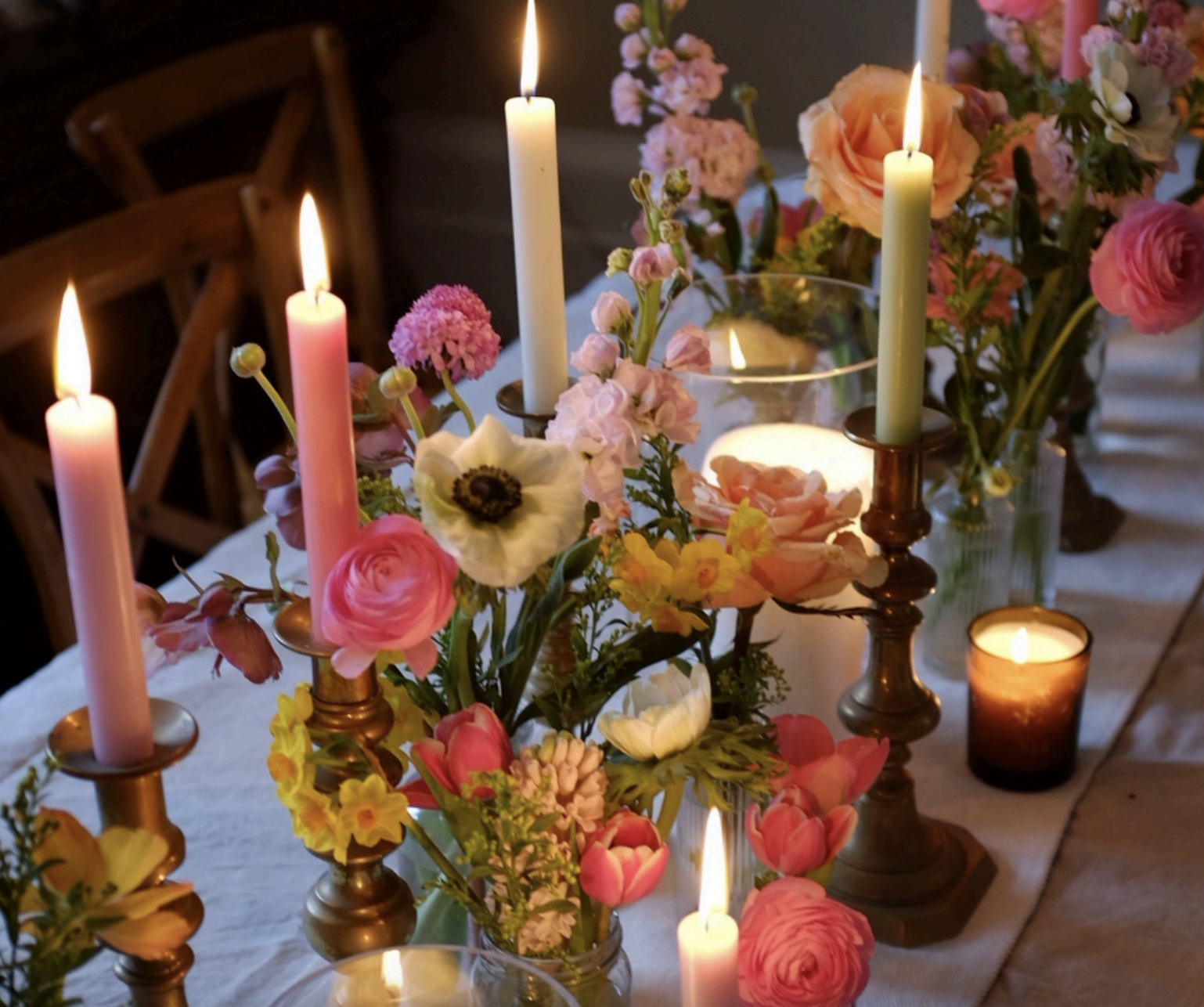 Colourful dinner party tablescape by Katy In The Kitchen