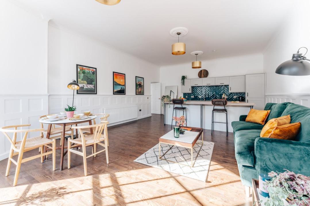The Poet's Apartments, an Edinburgh hen party apartment